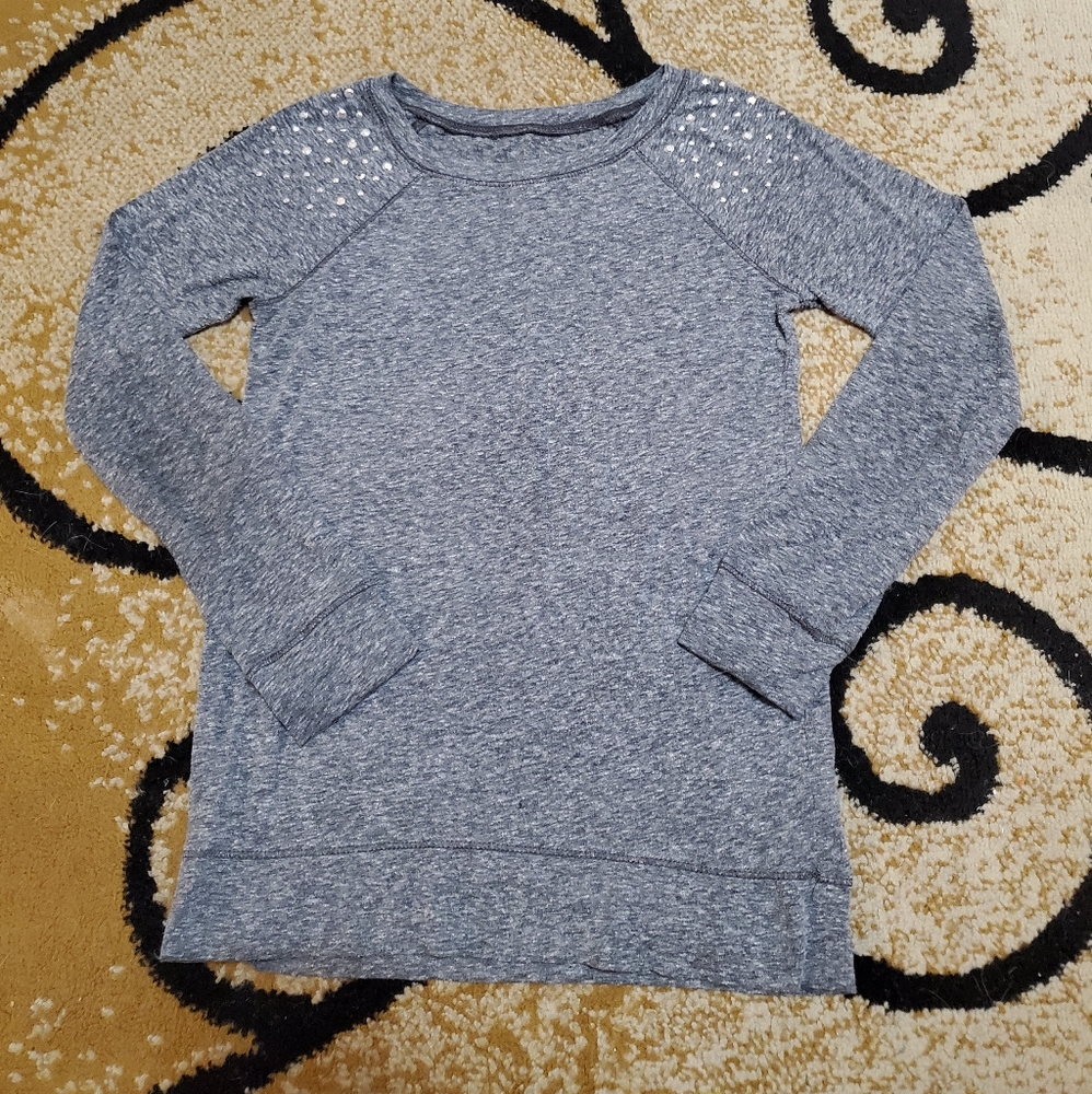 ❤ Justice long sleeved Gray shirt stud shoulder